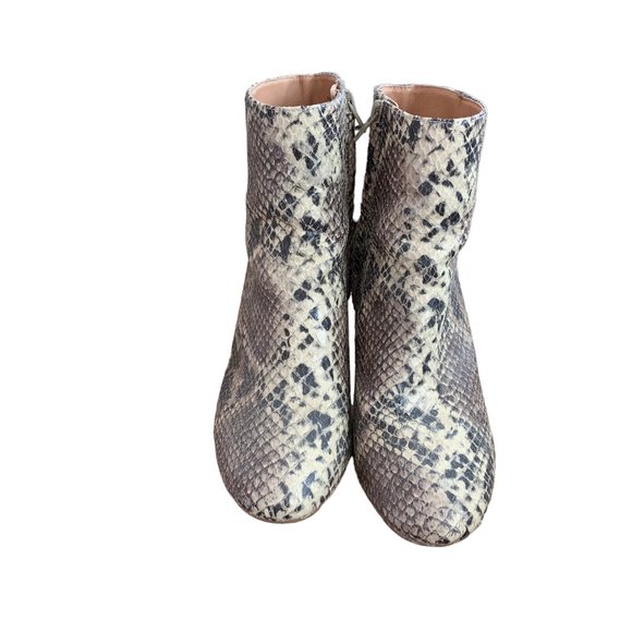 Urban Outfitters Women's Snakeskin Print Booties - Size 8 - Picture 3 of 5